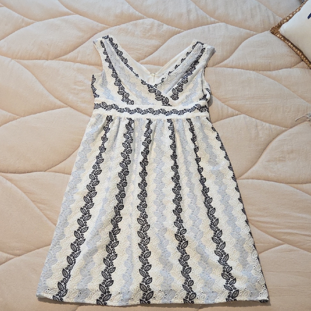 Maggy London White and Black Midi Dress